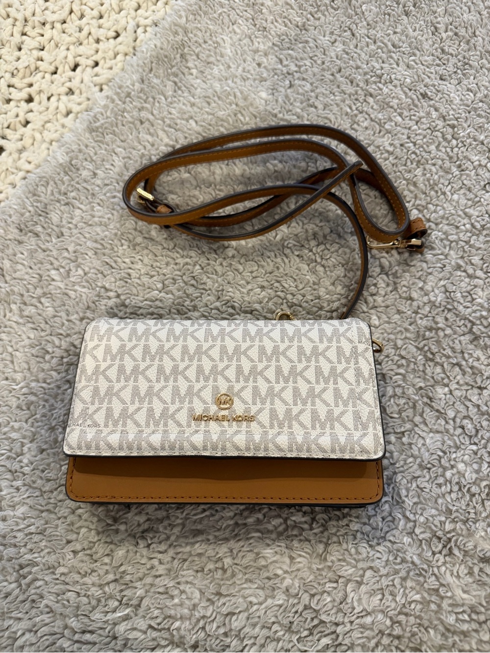 Michael Kors White Logo Crossbody Tech Wallet